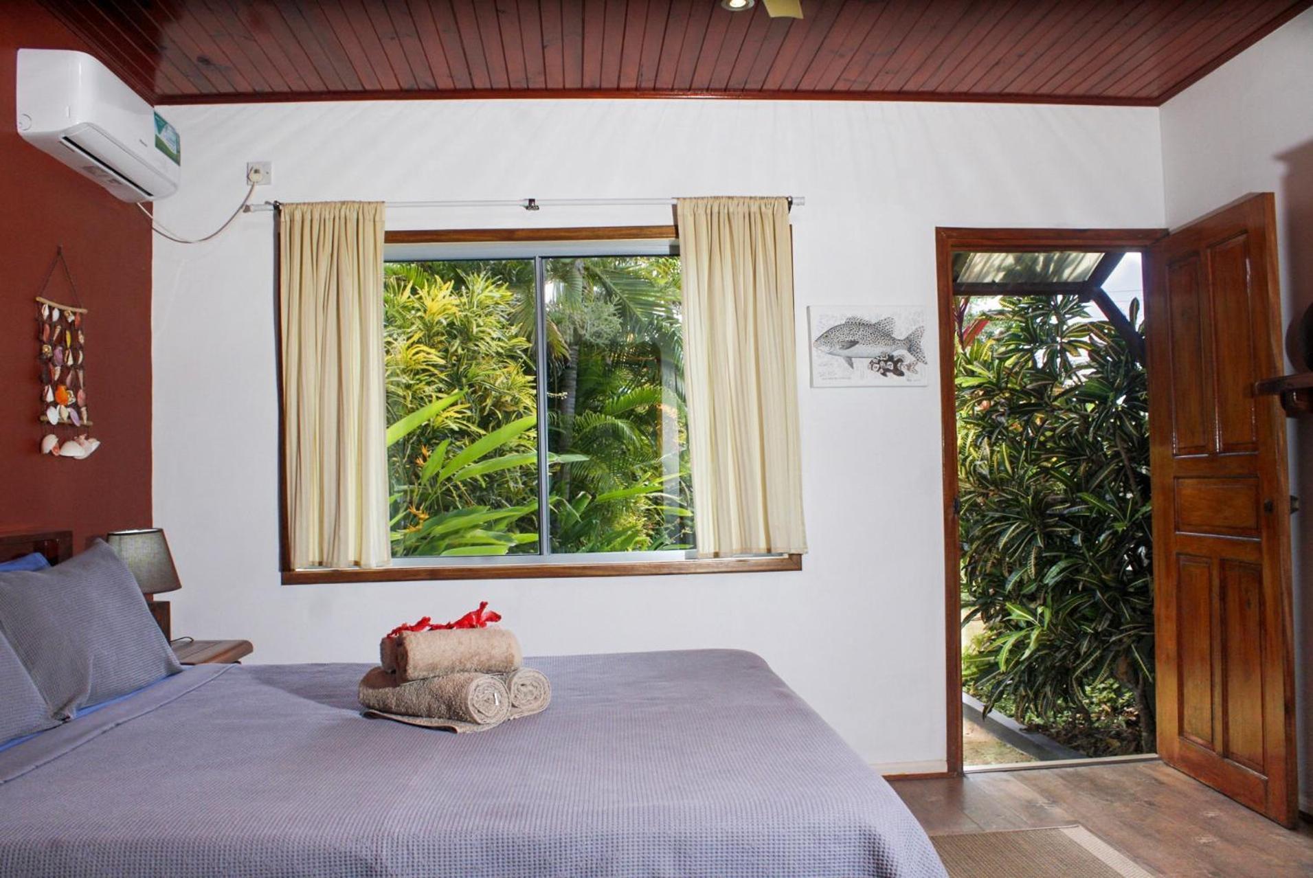 Nid'Aigle Lodge Baie Sainte Anne Kültér fotó
