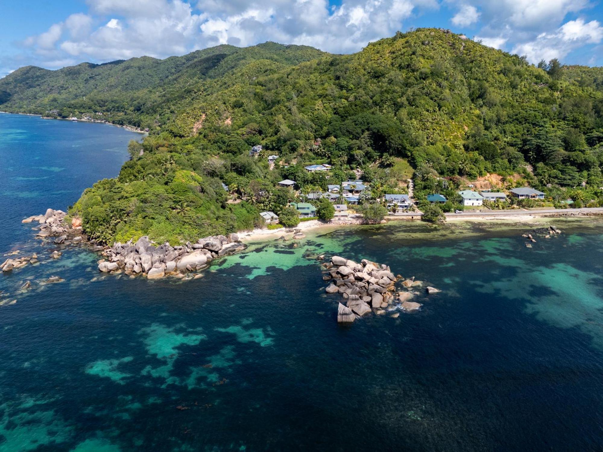 Nid'Aigle Lodge Baie Sainte Anne Kültér fotó